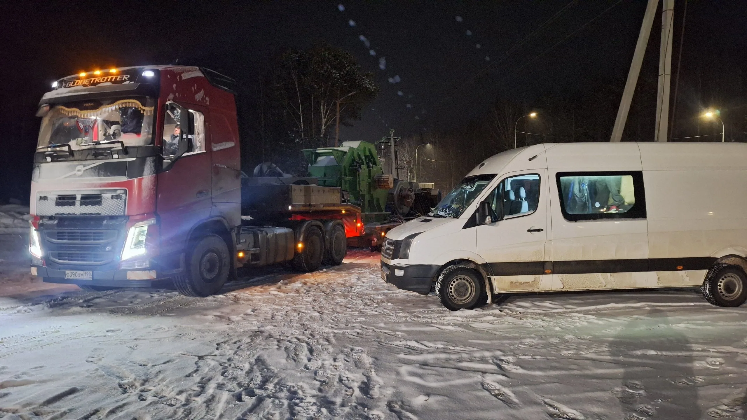 Замена помпы тягача Вольво с выездом Замена помпы тягача Вольво с выездом