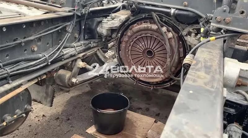 Замена сцепления Renault Midlum